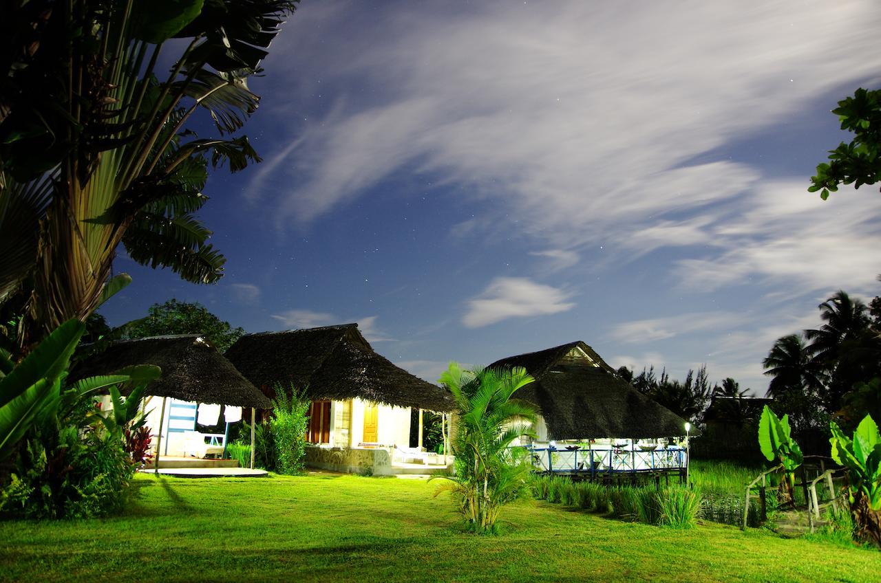 Hotel Le Lagon Foulpointe Ngoại thất bức ảnh